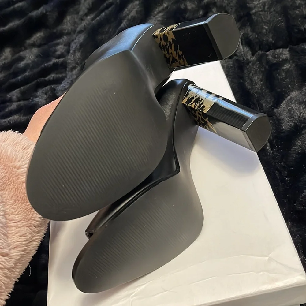 Never Worn Calvin Klein Mules - Picture 2 of 3